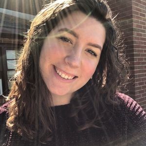 Meet your Posher, Kayla